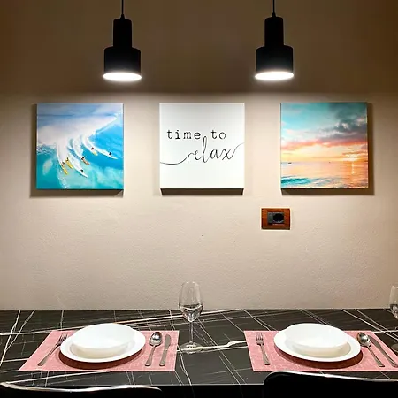 Lejlighed Eka Luxury Beachfront Apartments