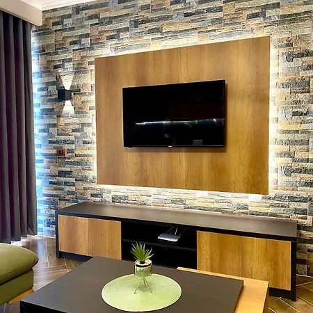 Lejlighed Eka Luxury Beachfront Apartments