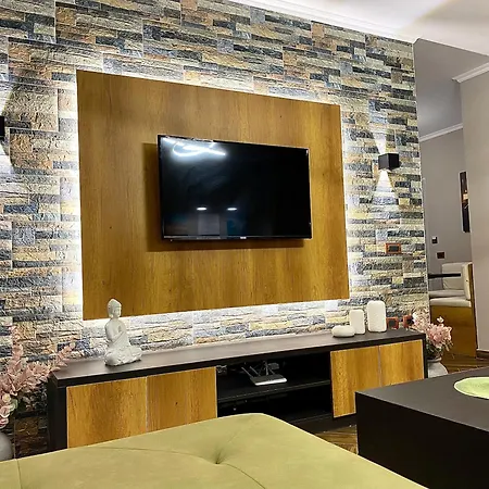 Eka Luxury Beachfront Apartments Lejlighed